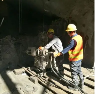 文昌水下抗分散灌浆料特点 水下不分散注浆料介绍